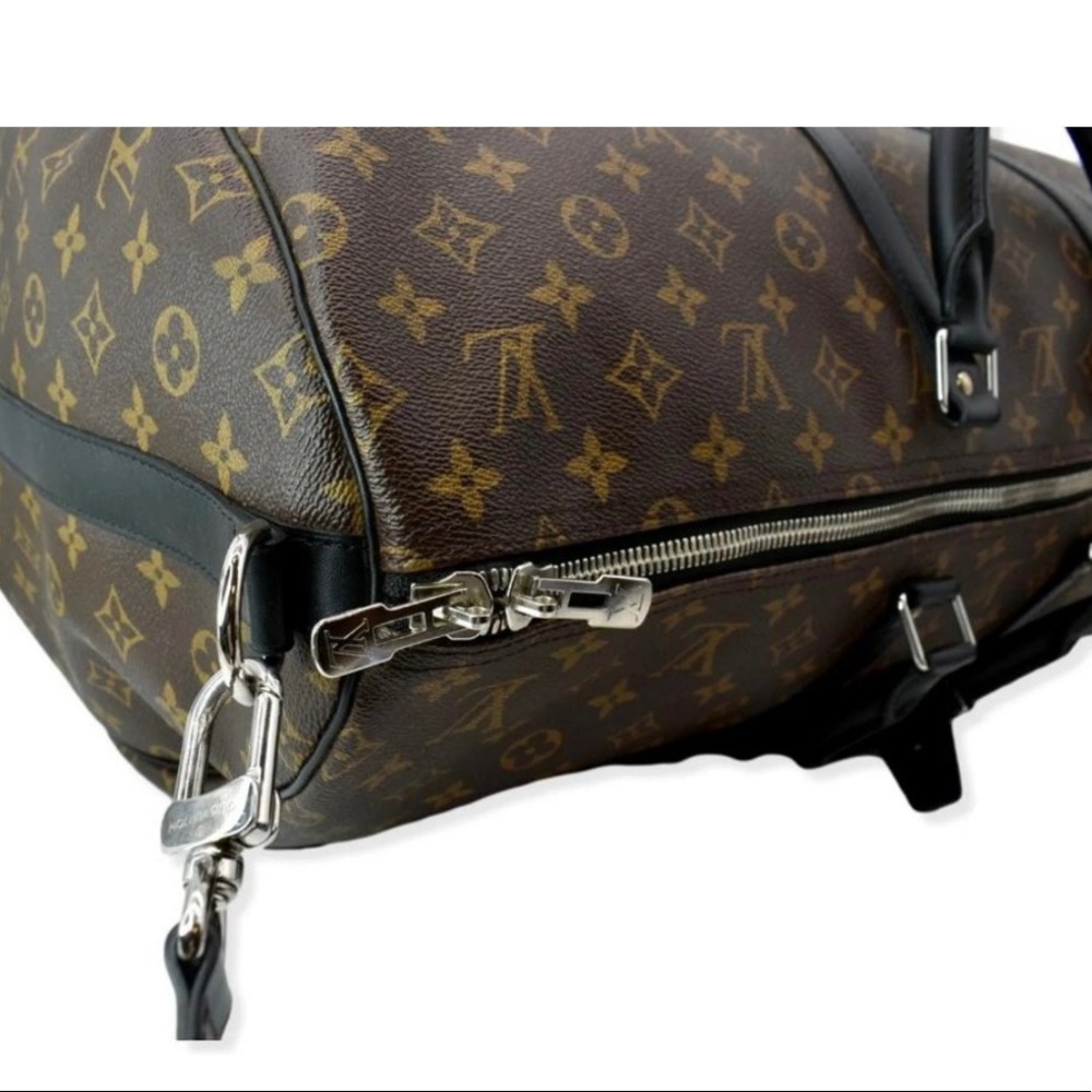 Soldauthentic Louis Vuitton Keepall Bandouliere 5… - image 6